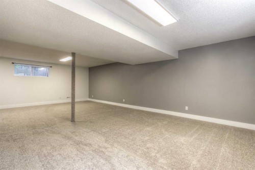 412 Springbank Place Sw, Calgary, AB 