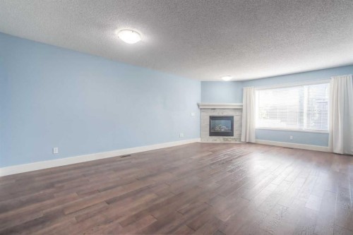 412 Springbank Place Sw, Calgary, AB 