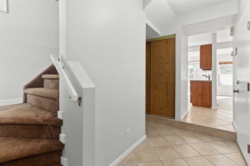 43 Shawinigan Lane Sw, Calgary, AB 
