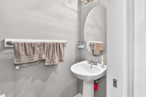 383 Nolan Hill Drive Nw, Calgary, AB 
