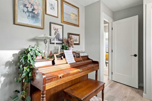 1161 Hunterston Hill Nw, Calgary, AB 