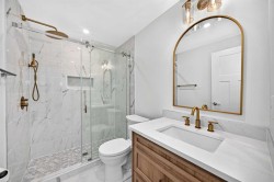 905 Livingston Way NE Calgary, AB T3P 1L2