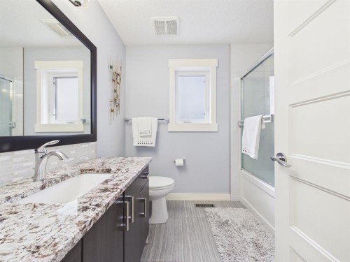 442 23 Avenue Ne, Calgary, AB 