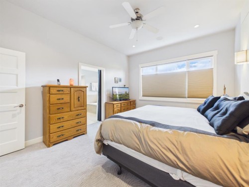442 23 Avenue Ne, Calgary, AB 