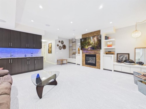 442 23 Avenue Ne, Calgary, AB 