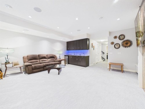 442 23 Avenue Ne, Calgary, AB 