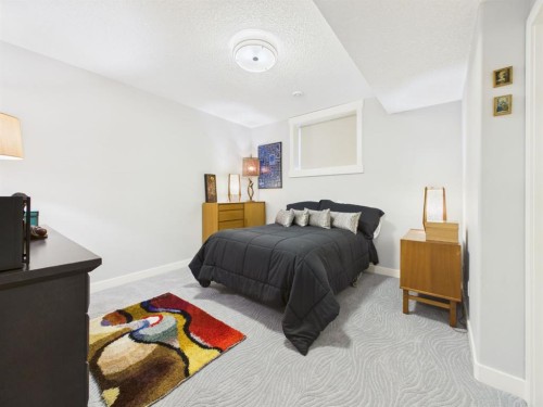 442 23 Avenue Ne, Calgary, AB 
