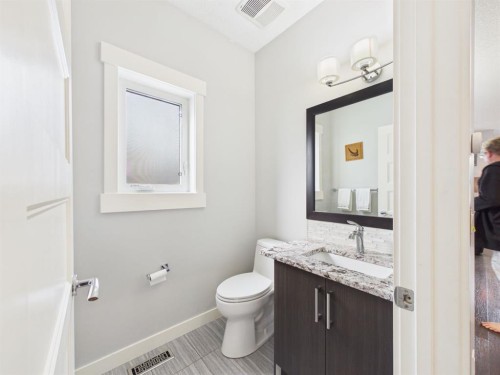 442 23 Avenue Ne, Calgary, AB 