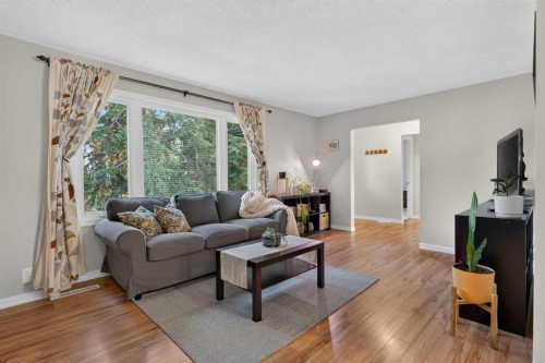 292 Silver Brook Way Nw, Calgary, AB 