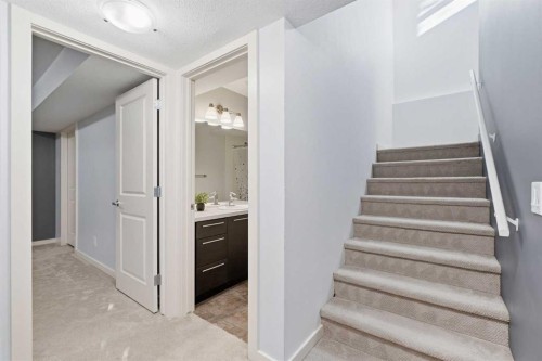 1-1911 28 Street Sw, Calgary, AB 