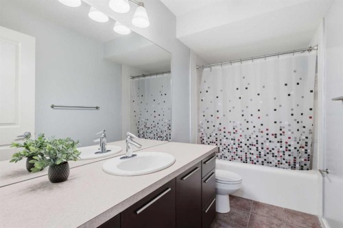 1-1911 28 Street Sw, Calgary, AB 