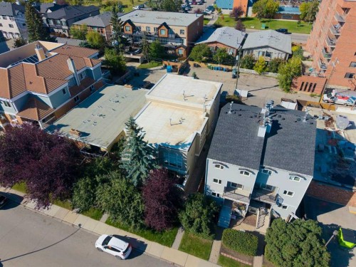 1-1911 28 Street Sw, Calgary, AB 
