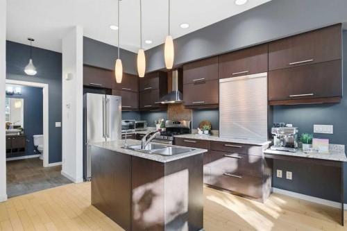1-1911 28 Street Sw, Calgary, AB 