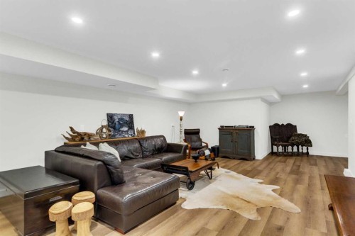 68 Haysboro Crescent Sw, Calgary, AB 