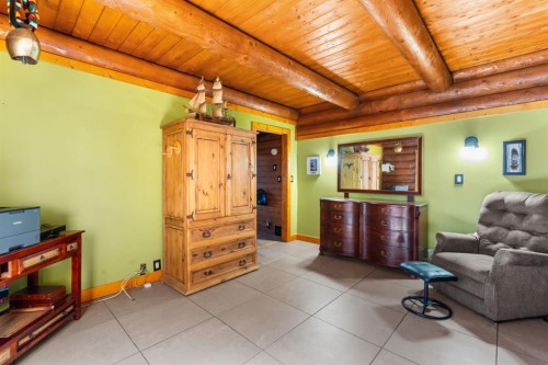 11-4147 Highway 587, Rural Mountain View County, AB 