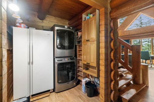 11-4147 Highway 587, Rural Mountain View County, AB 