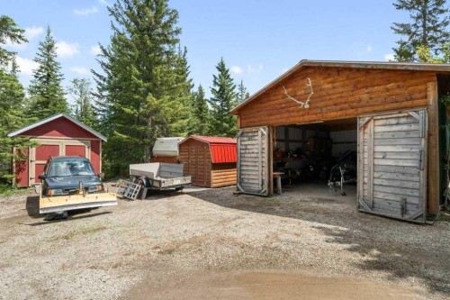 11-4147 Highway 587, Rural Mountain View County, AB 