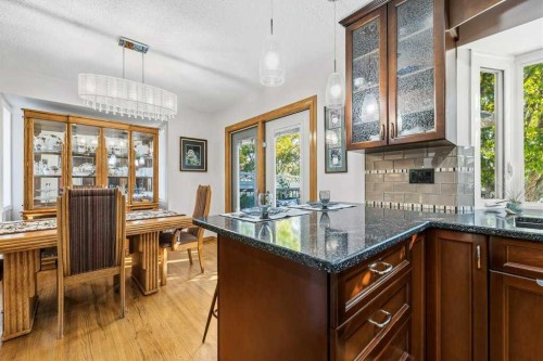 7804 7 Street Sw, Calgary, AB 