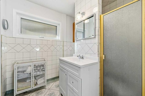 7804 7 Street Sw, Calgary, AB 