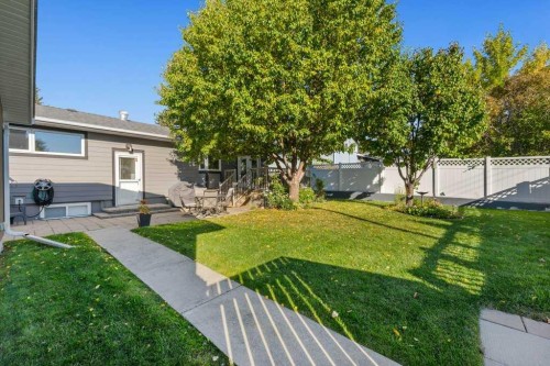 7804 7 Street Sw, Calgary, AB 