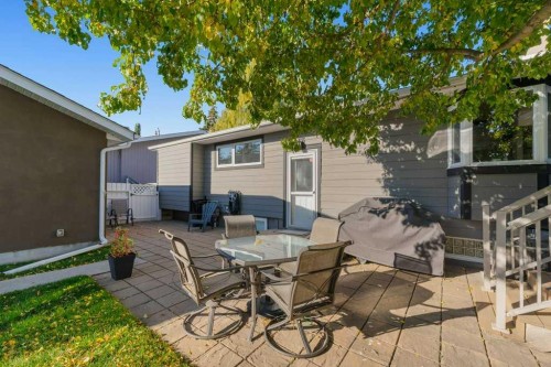 7804 7 Street Sw, Calgary, AB 