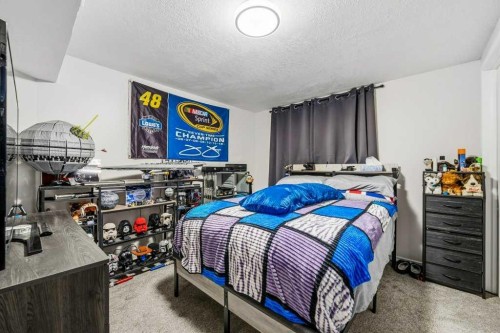 7804 7 Street Sw, Calgary, AB 