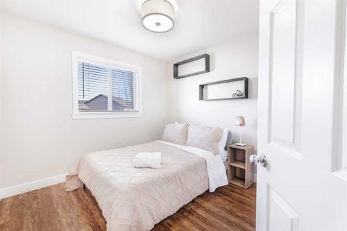 235 Cougar Plateau Way Sw, Calgary, AB 