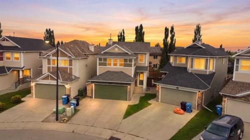 235 Cougar Plateau Way Sw, Calgary, AB 