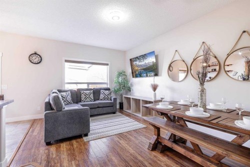235 Cougar Plateau Way Sw, Calgary, AB 
