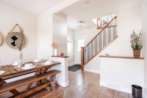 235 Cougar Plateau Way Sw, Calgary, AB 