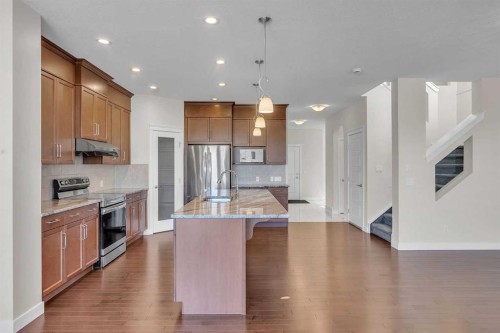 34 Redstone Cove Ne, Calgary, AB 