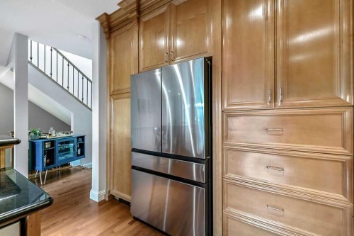 2222 26 Street Sw, Calgary, AB 