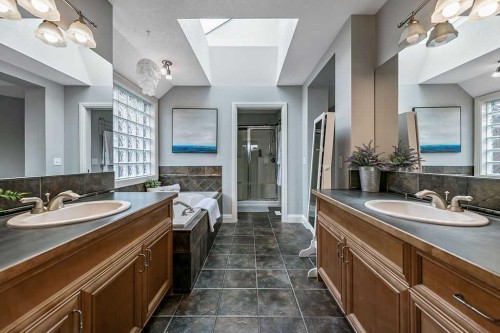 2222 26 Street Sw, Calgary, AB 