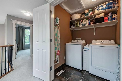 2222 26 Street Sw, Calgary, AB 