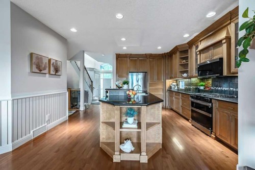 2222 26 Street Sw, Calgary, AB 