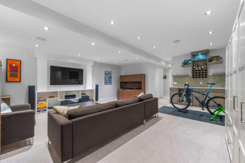 1211 19 Avenue Nw, Calgary, AB 