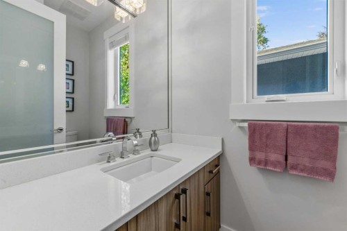 1211 19 Avenue Nw, Calgary, AB 