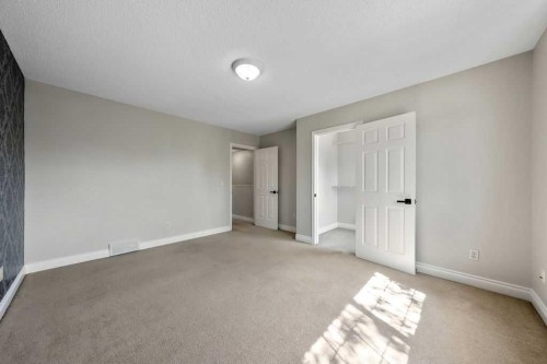 2508 72 Avenue Se, Calgary, AB 