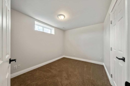 2508 72 Avenue Se, Calgary, AB 