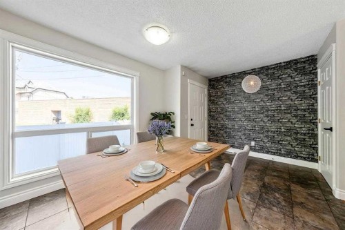 2508 72 Avenue Se, Calgary, AB 