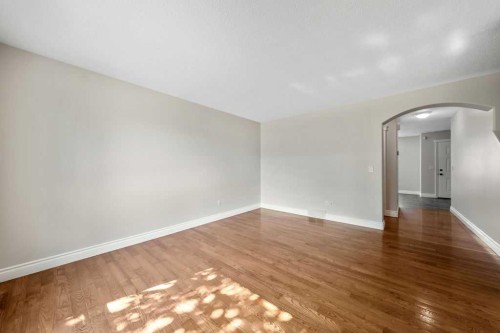 2508 72 Avenue Se, Calgary, AB 