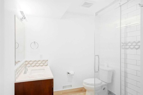 216 Coach Side Road Sw, Calgary, AB 