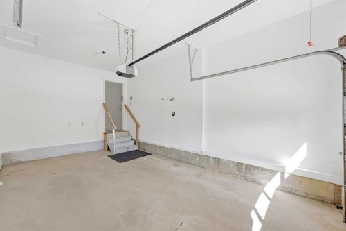 216 Coach Side Road Sw, Calgary, AB 