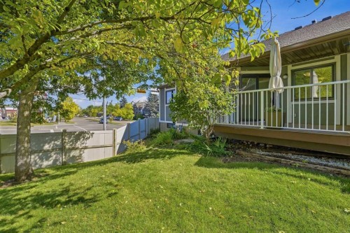 216 Coach Side Road Sw, Calgary, AB 