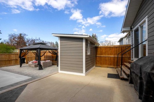 119 Silvercreek Close Nw, Calgary, AB 