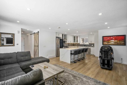 119 Silvercreek Close Nw, Calgary, AB 