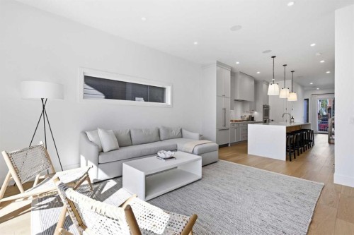 2417 31 Avenue Sw, Calgary, AB 