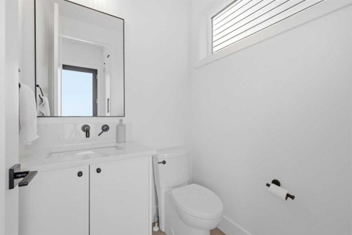 2417 31 Avenue Sw, Calgary, AB 