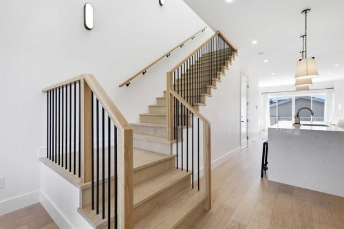 2417 31 Avenue Sw, Calgary, AB 