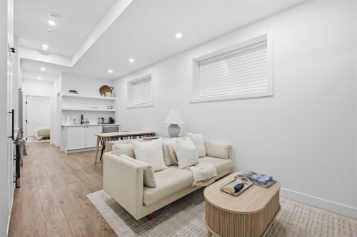 2417 31 Avenue Sw, Calgary, AB 